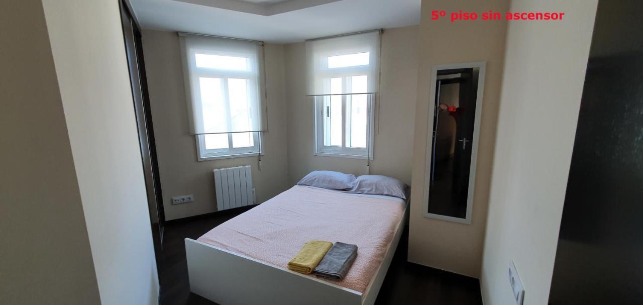 Coqueto Apartamento De 2 Habitaciones En Zona Estacion Tren A Coruna Exterior photo