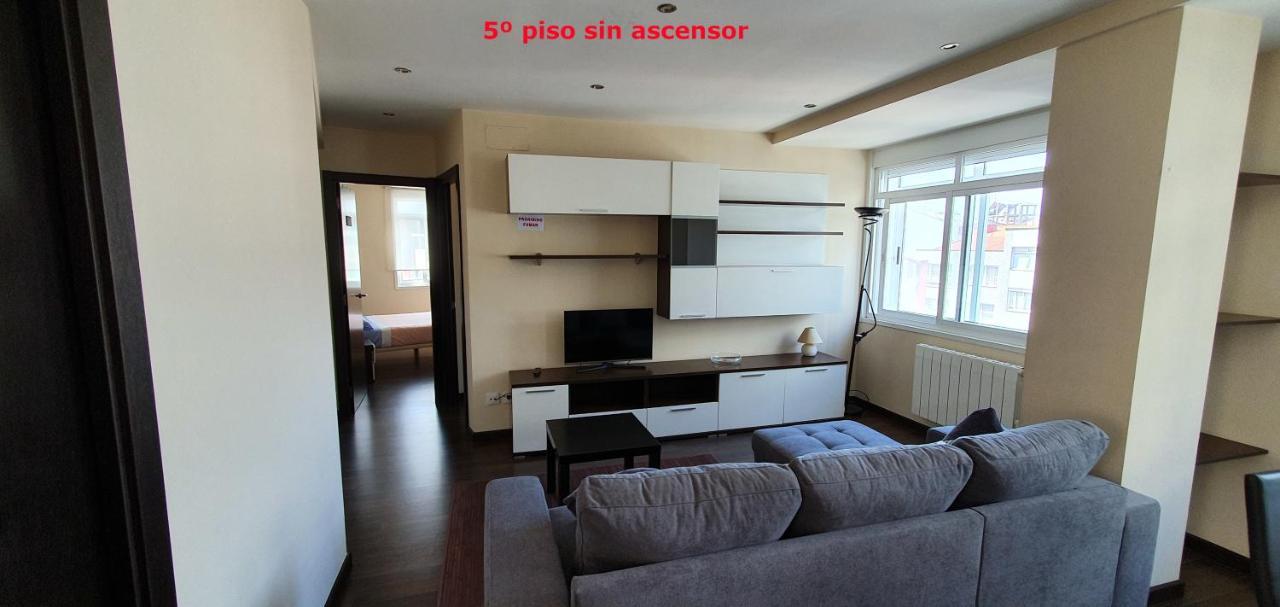 Coqueto Apartamento De 2 Habitaciones En Zona Estacion Tren A Coruna Exterior photo